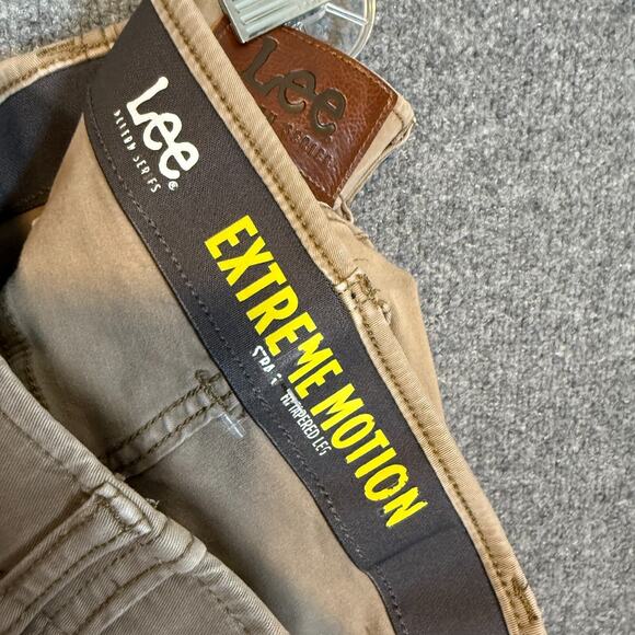 Lee Pants Mens 38x32 Beige Khaki Extreme Motion Straight Fit Tapered Leg Chinos - Picture 10 of 12